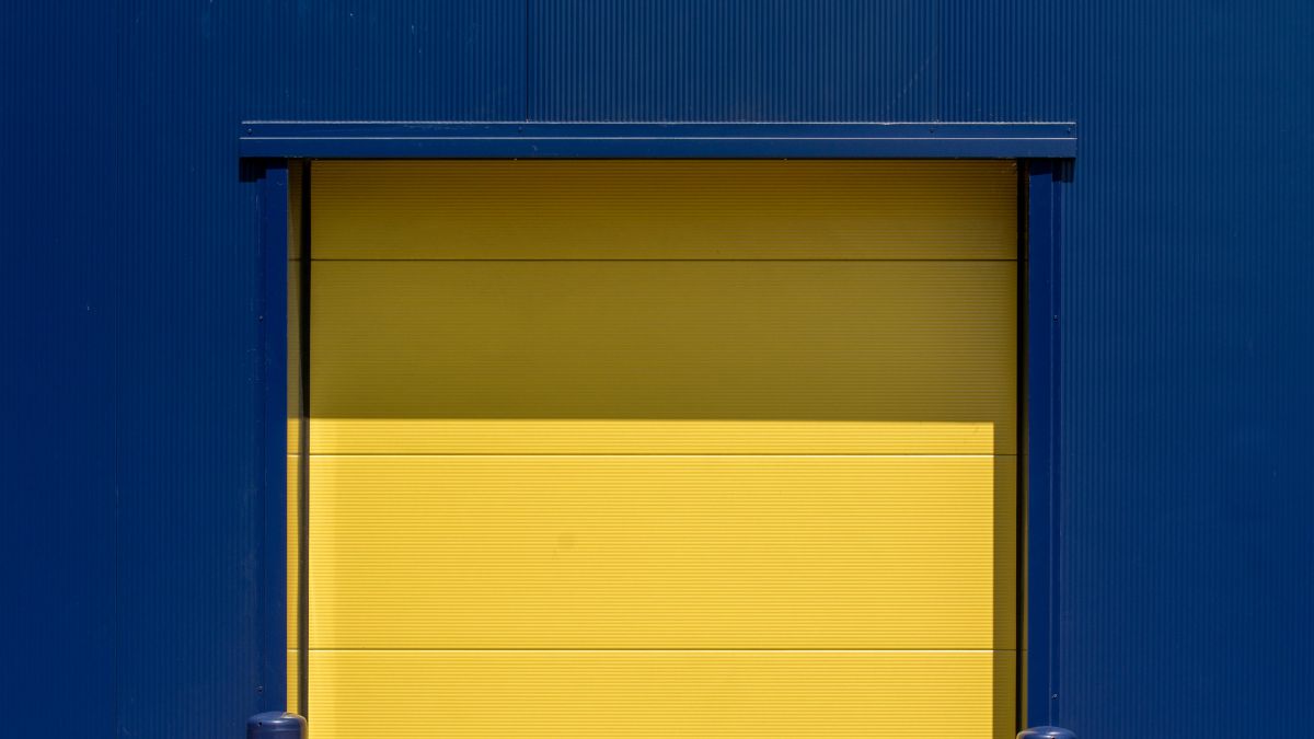 Cross-docking et hub logistique : comment éliminer le stockage inutile ?